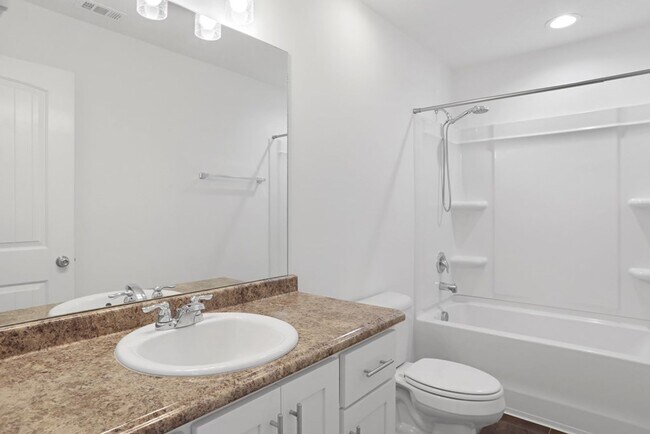 Building Photo - Home for rent in Hinesville GA