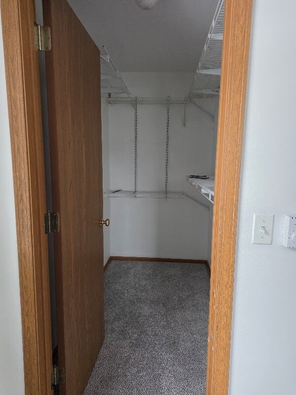 Building Photo - 531 Leah Ln