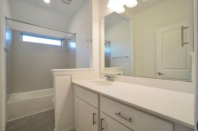 Building Photo - 18116 Leccion Dr