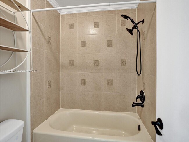 Building Photo - 3689 Cocoplum Cir