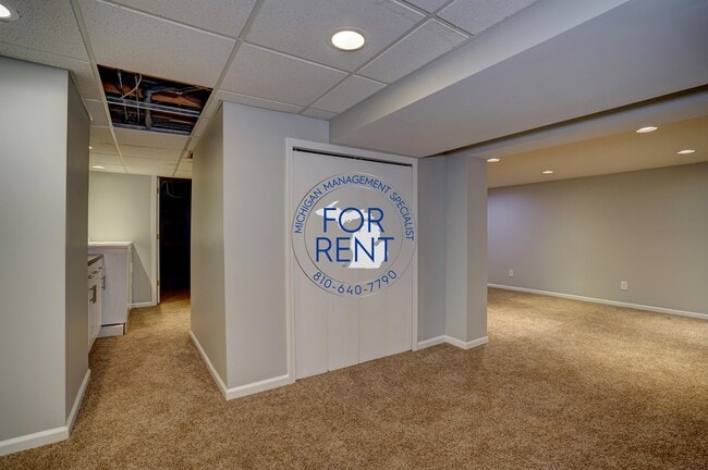 Building Photo - 5267 Old Haver Hill Ct