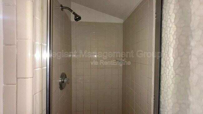 Building Photo - 616 Massachusetts Ave