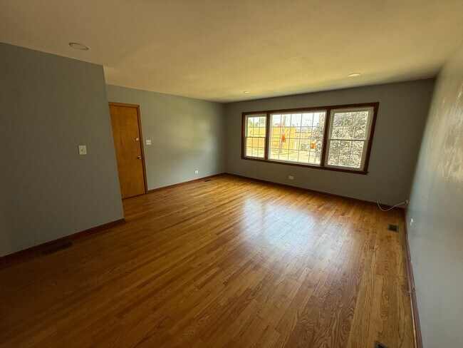 Building Photo - 1834 N 22nd Ave