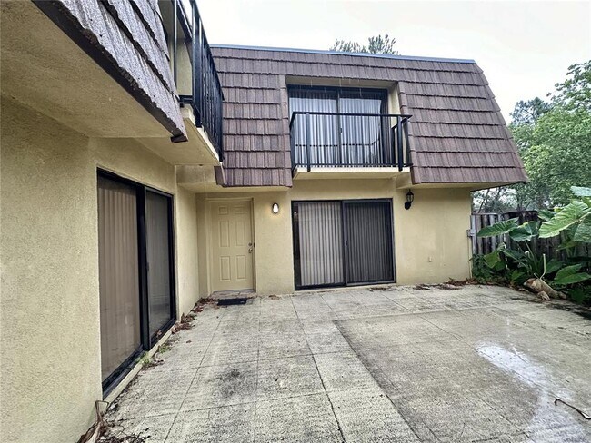 Building Photo - 5363 Bamboo Ct
