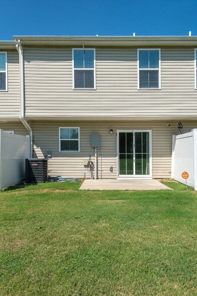 Building Photo - 2103 Portway Alley