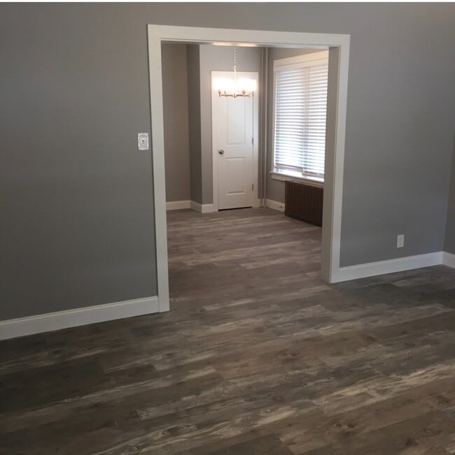 Building Photo - Modern remodeled home in Emmaus.