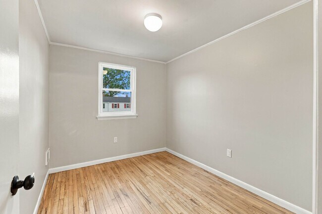 Building Photo - 840 Hilton Dr