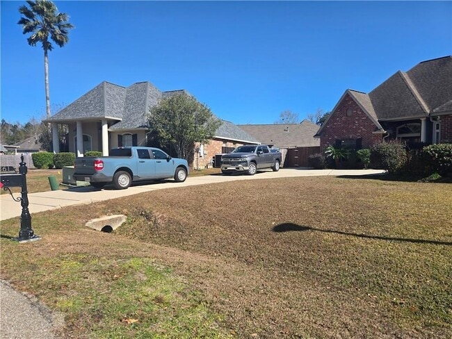 Building Photo - 361 Autumn Lakes Rd