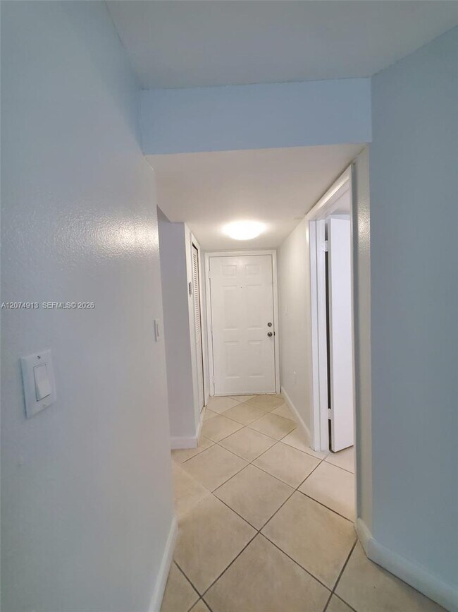 Building Photo - 15591 SW 105th Terrace