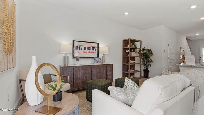 Building Photo - 444 Melrose Wy