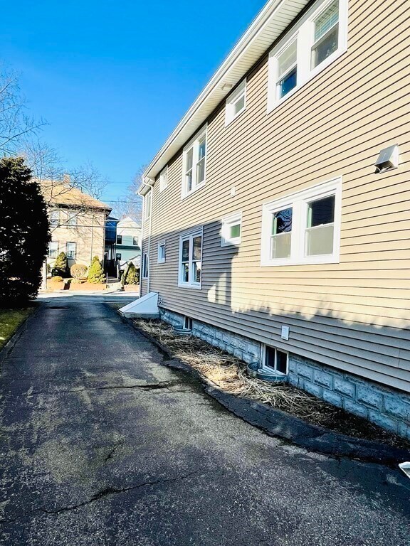 Building Photo - 32 Unity Ave