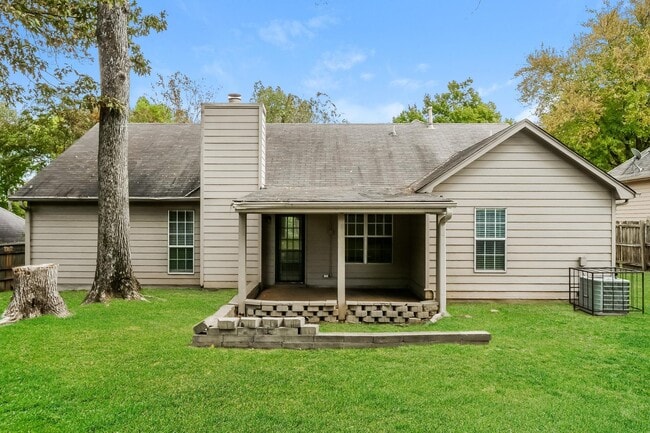 Building Photo - 4027 Gouverneur St