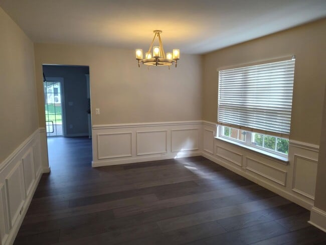 Building Photo - Beautiful Home in Berewick - HUGE custom stone patio