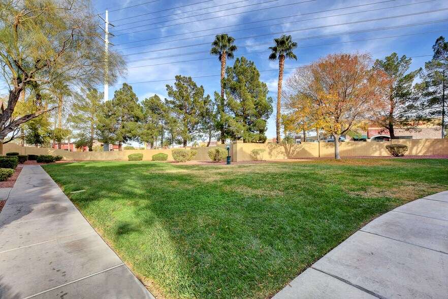 Building Photo - 2300 E Silverado Ranch Blvd