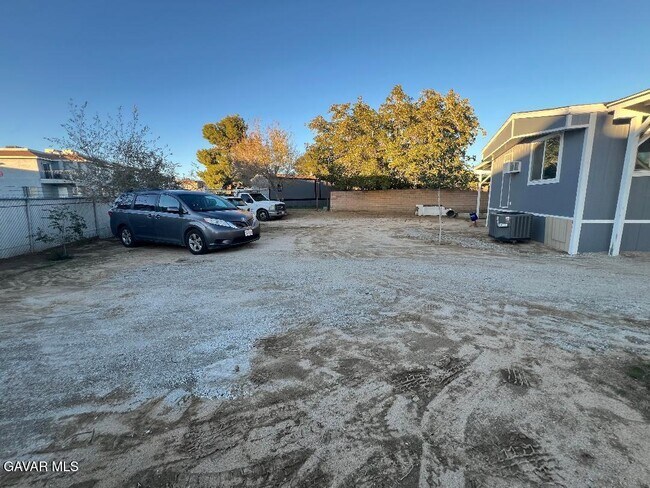 Building Photo - 3300 15th St W