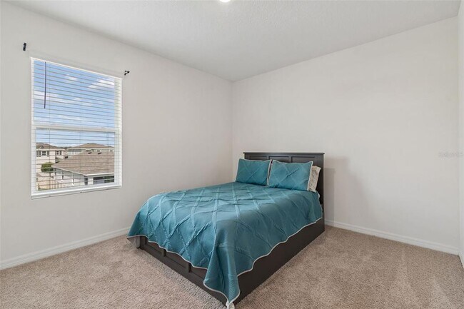 Building Photo - 17053 Oval Rum Dr