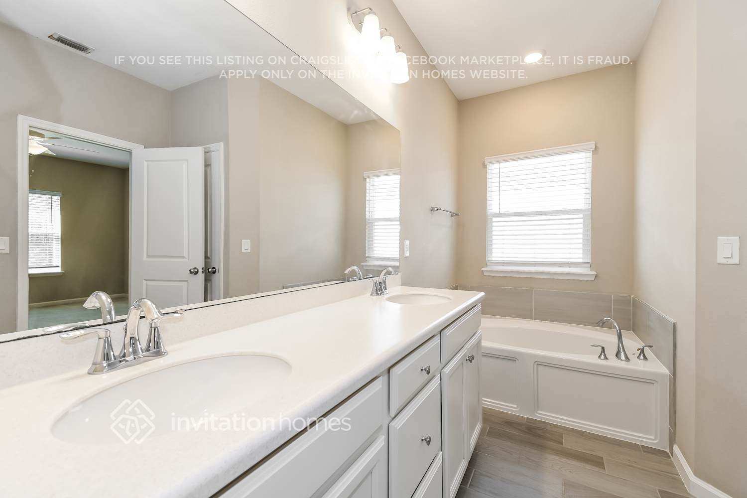 Building Photo - 9884 Lemon Grass Ln