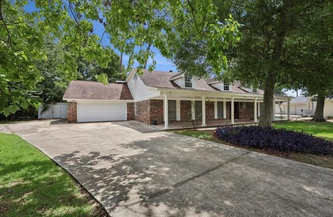 Building Photo - 5710 Glasgow Ln