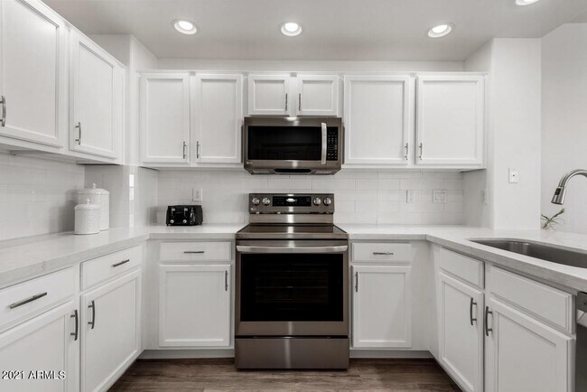 Building Photo - 20121 N 76th St