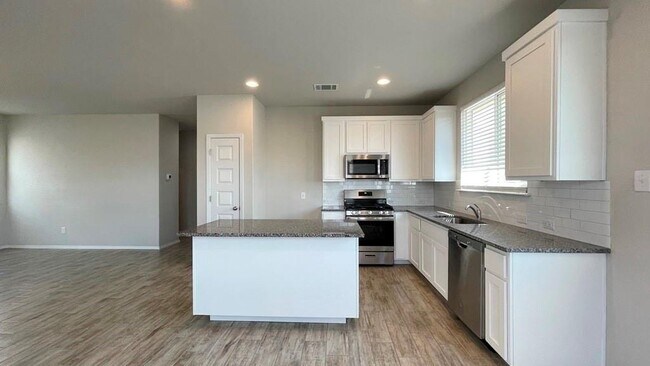 Building Photo - 1409 Goforth Rd
