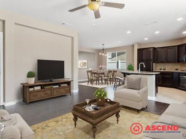 Building Photo - Stunning 4 bedroom Home In Gated Community!