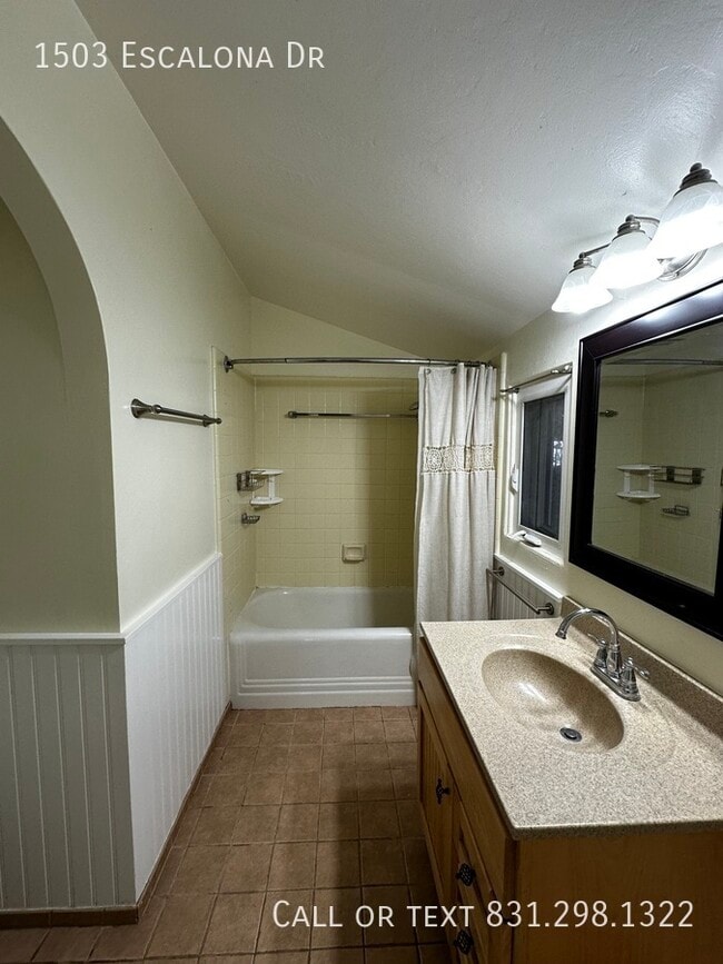 Building Photo - west side charm with garage