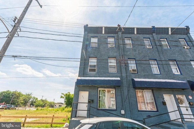 Building Photo - 2316 N 27th St