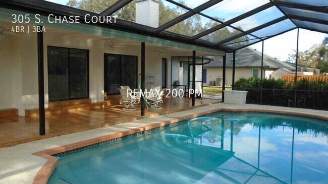 Building Photo - 305 S Chase Ct