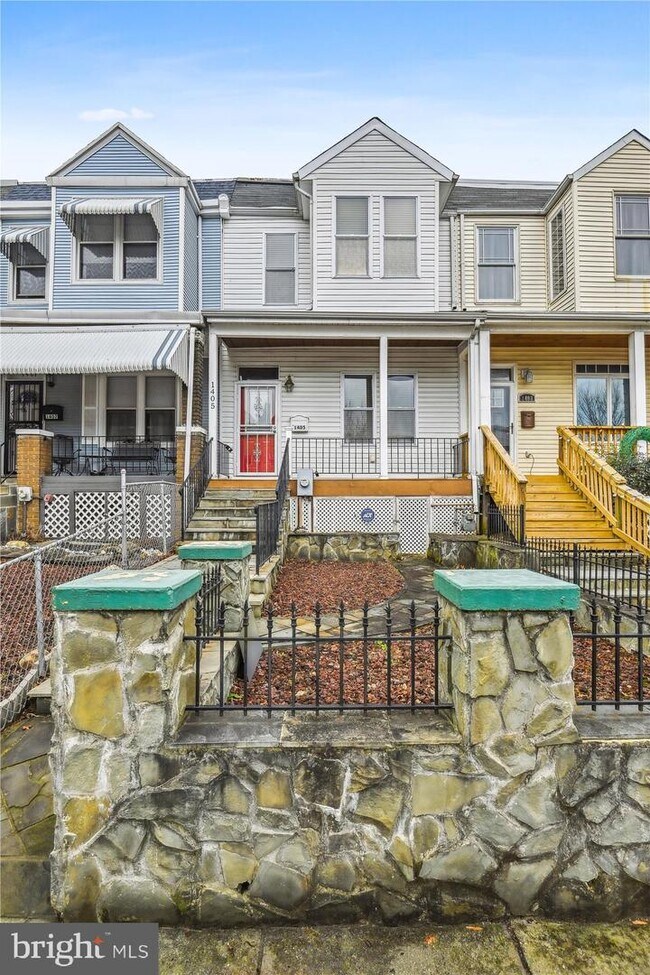 Building Photo - 1405 Montello Ave NE