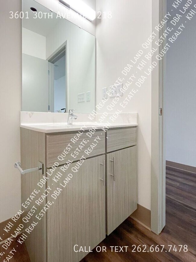 Building Photo - 3601 30th Ave