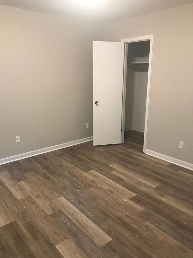 Building Photo - Adorable 3 Bedroom home Convenient to Downtown Durham