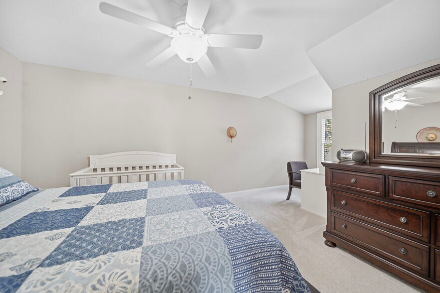 Building Photo - 4939 Stonehaven Dr