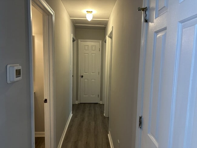 Building Photo - Charming 3-Bedroom 2-Bathroom Haven with F...