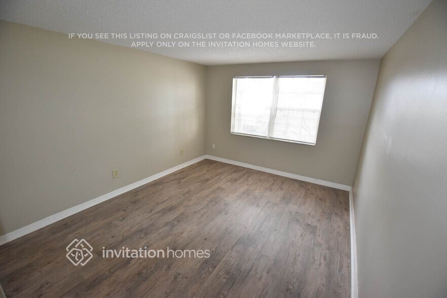 Building Photo - 12702 Sybila Pl