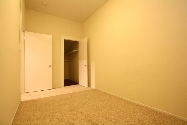 Building Photo - 1895 Page St