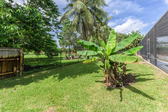 Building Photo - 3315 SE W Snow Rd