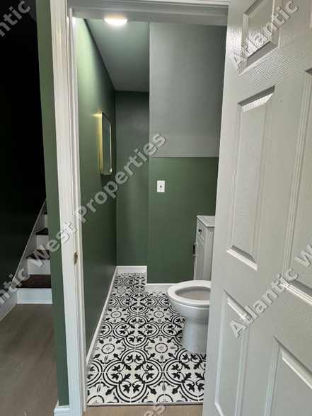 Building Photo - 1512 Blair Ave