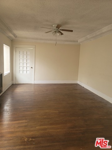 Building Photo - 2932 1/2 Normandie Ave