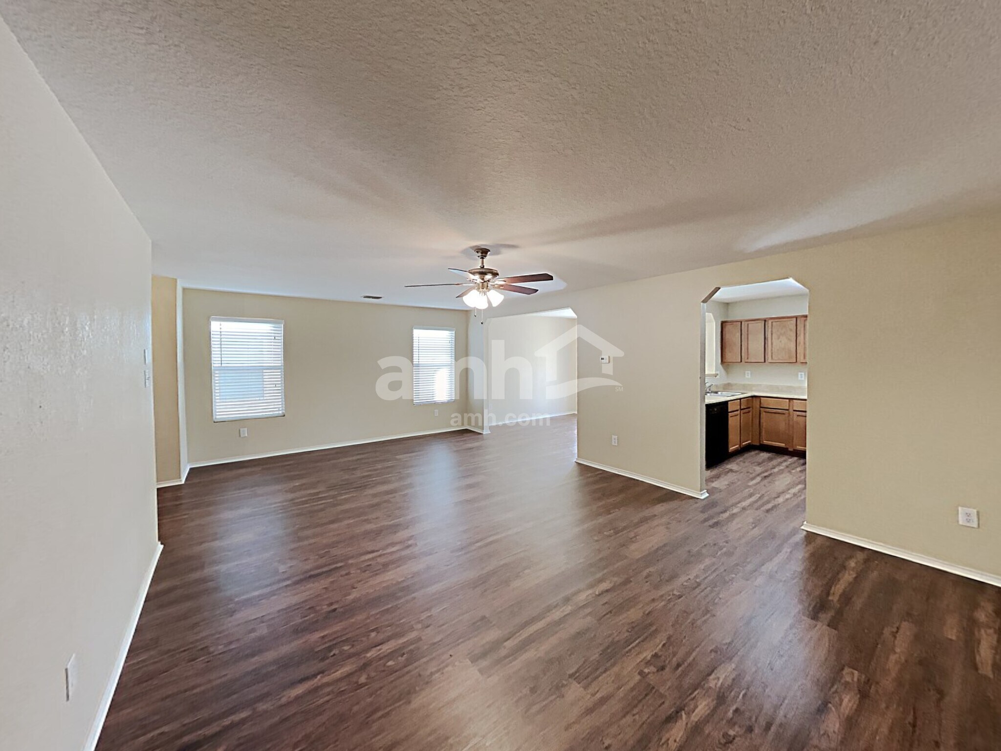 Building Photo - 9331 Juniper SPG