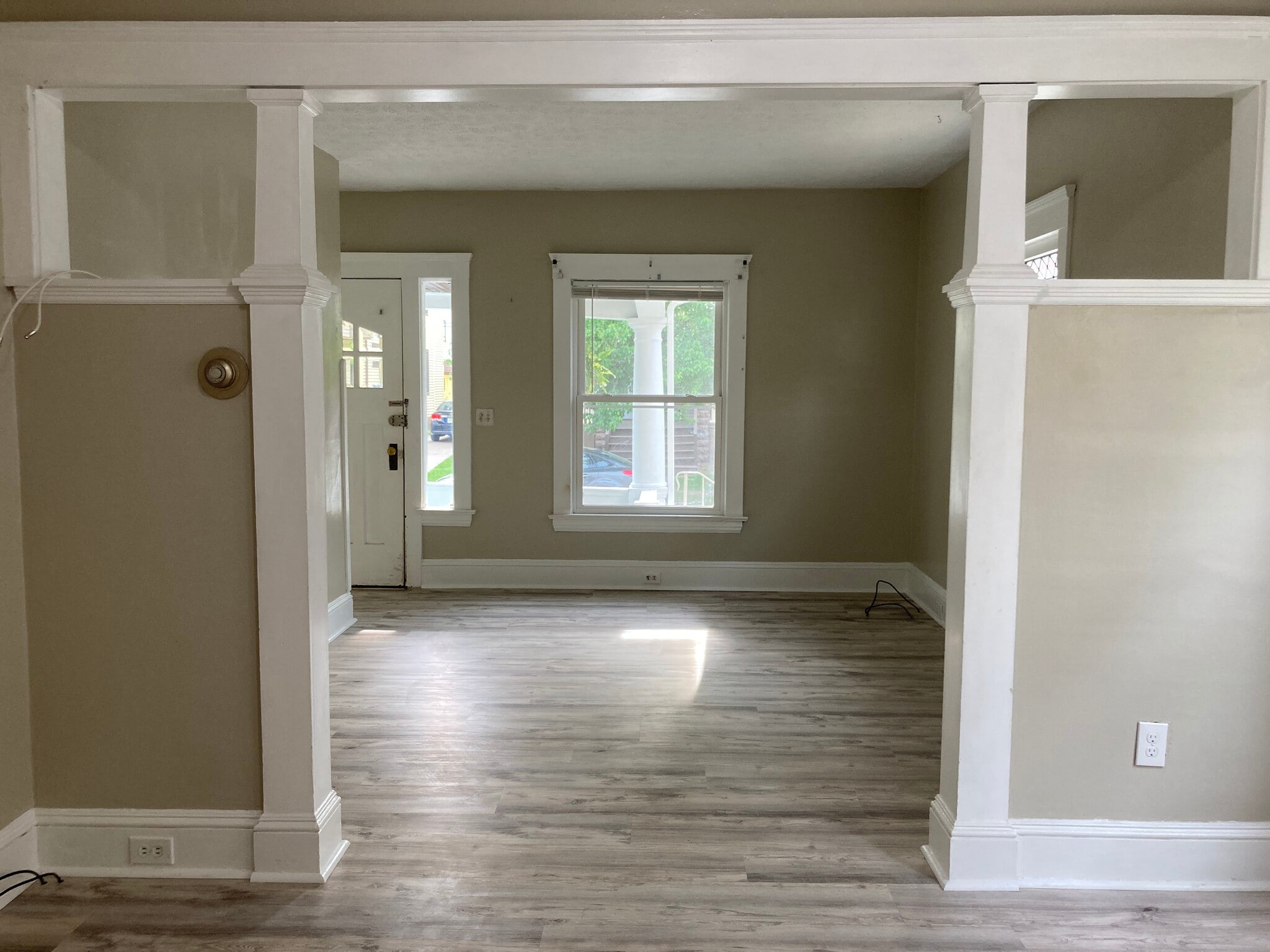 Building Photo - 1273 Fry Ave