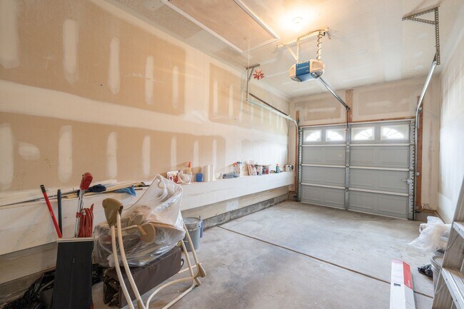 Building Photo - 4022 Holston Ct