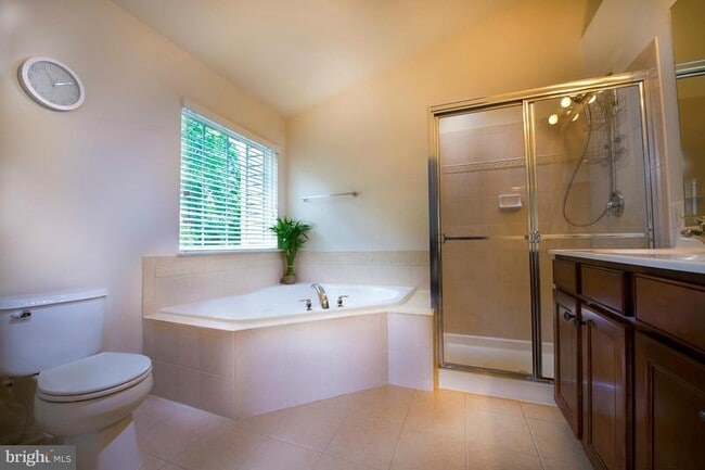 Building Photo - 8330 Leighlex Ct