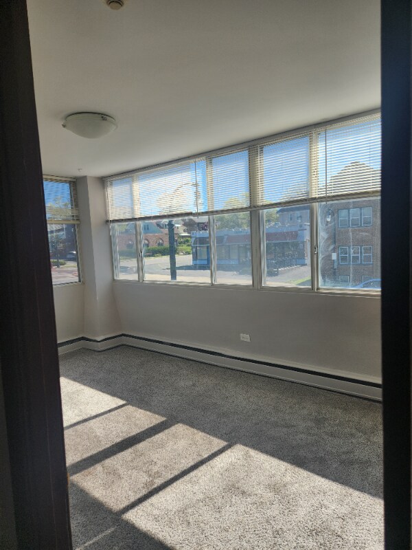 Building Photo - 3575 N Oakland Ave