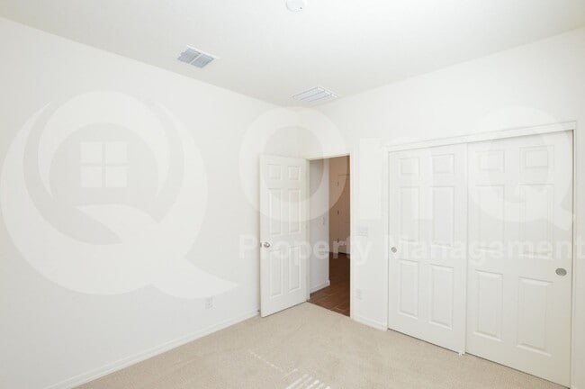 Building Photo - 3115 Medallion Ct