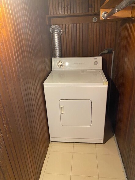 In-unit Dryer - 225 Bodmann Ave