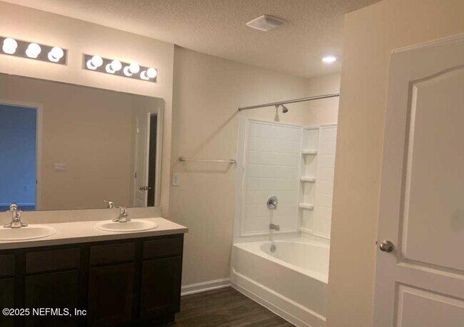 Building Photo - 15747 Equine Gait Dr