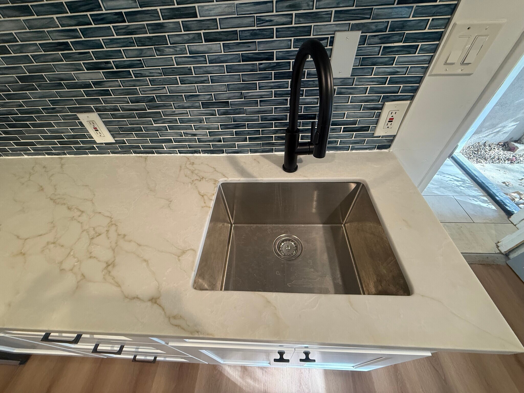 Building Photo - 14039 Gilmore St