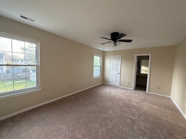 Building Photo - GLENWOOD