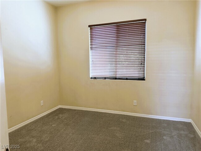 Building Photo - 33 Gladewater Dr