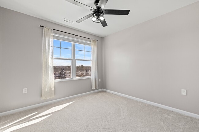 Building Photo - 507 Brushford Ln